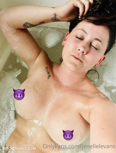 Jenelle Evans Nude Milf Onlyfans Leaked Nude Pics Bitchesfost