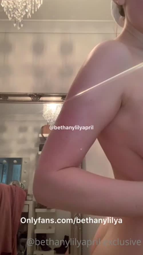 Bethanylilyapril Nude Youtuber Bethany Lily Onlyfans Leaked Videos