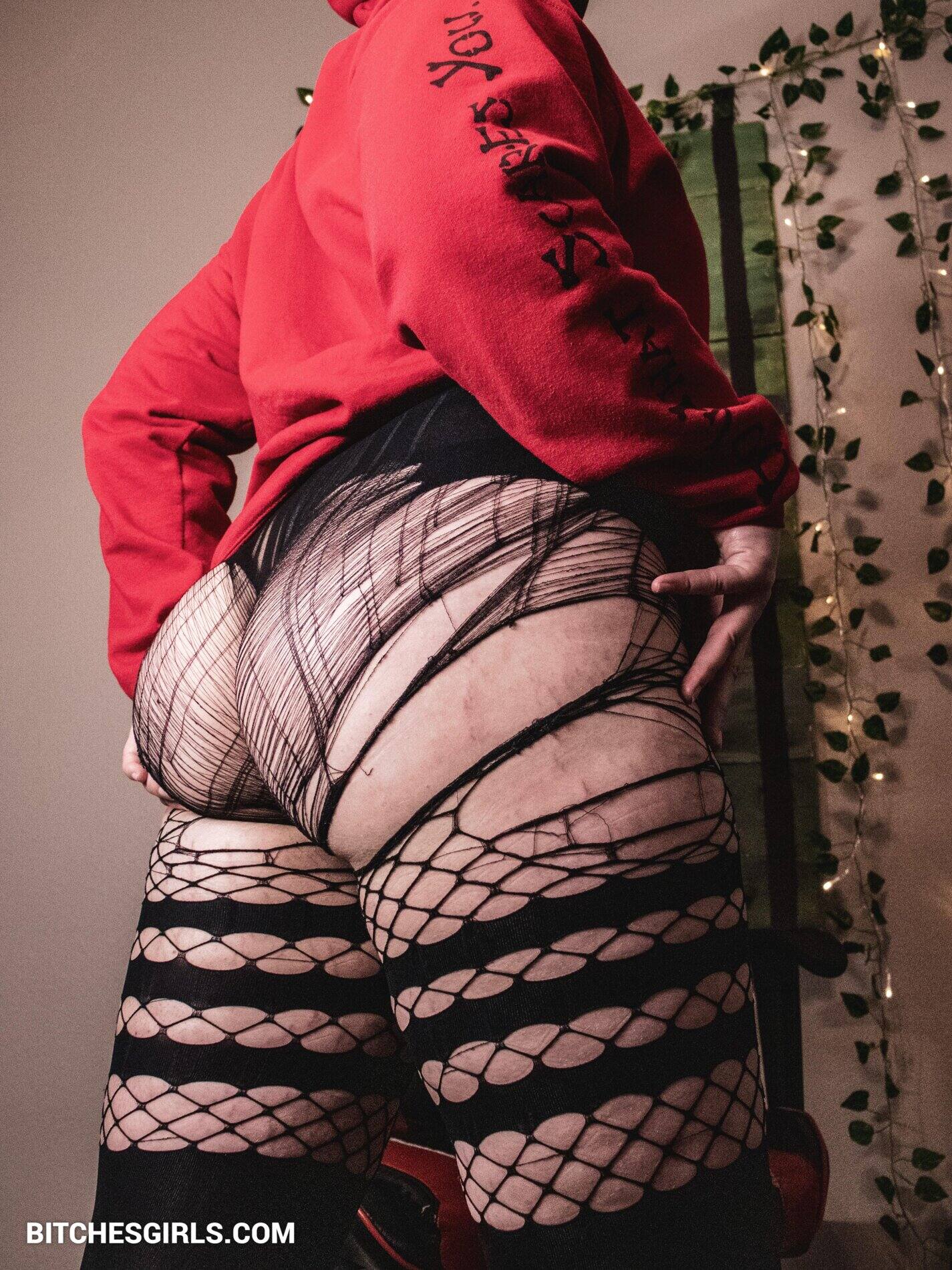 Clovercosplays Instagram Naked Influencer - Patreon Leaked Nude Photo.