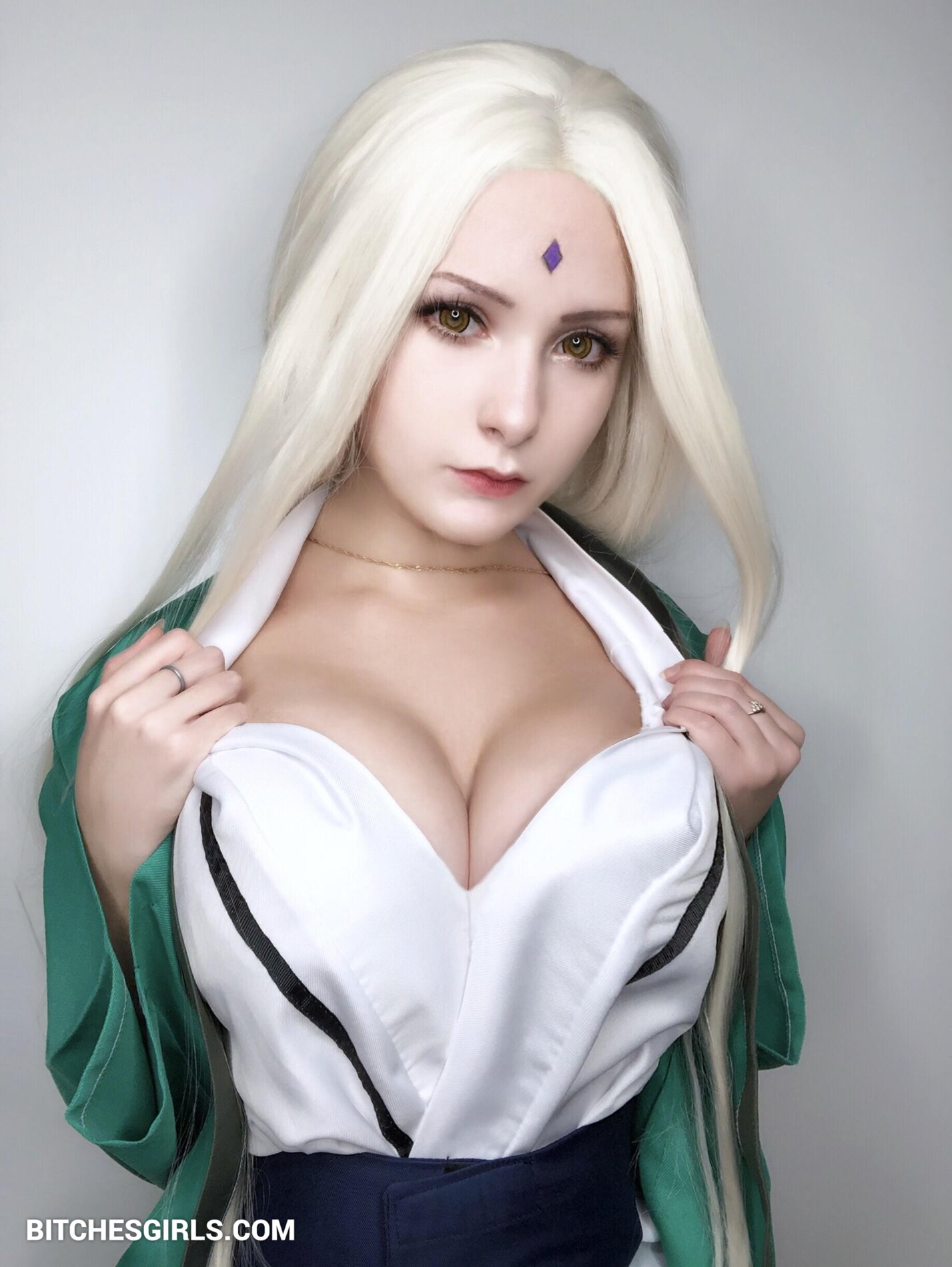 Цунаде косплей. Tasha косплей Тсунаде. Косплей цунаде 18. Мика Кано Cosplay Tsunade. Алина Беккер косплей цунаде.